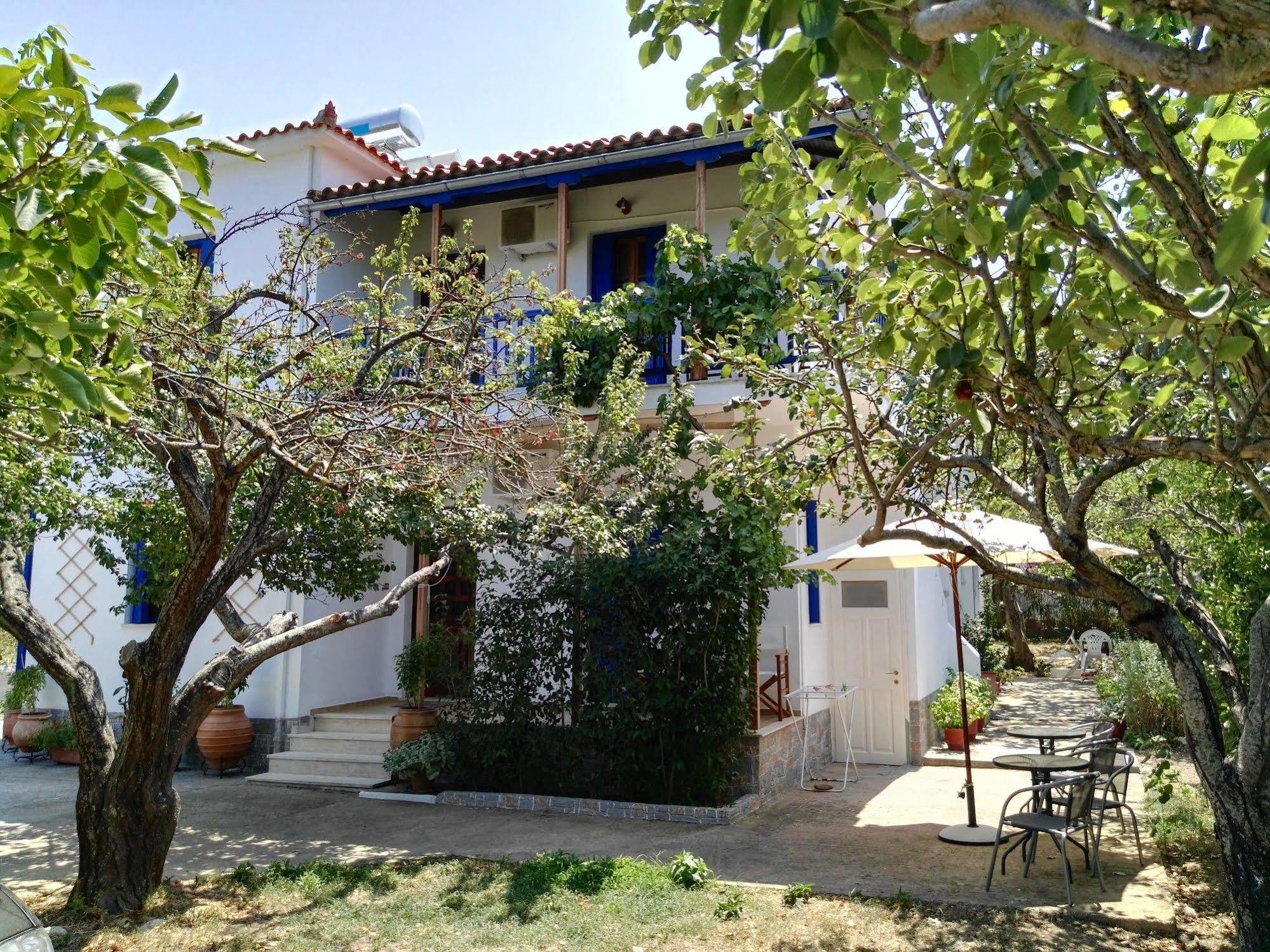 Rastoni Guest House Skopelos Exterior photo