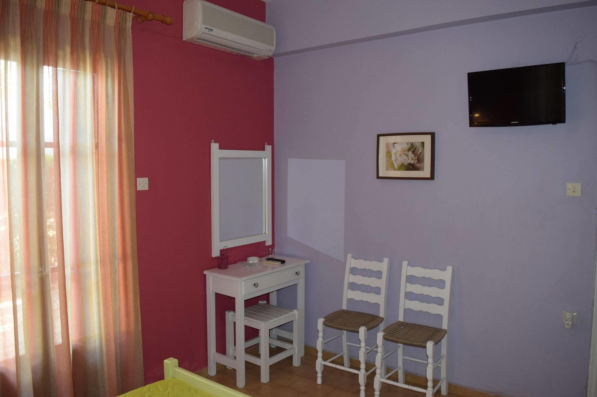 Rastoni Guest House Skopelos Exterior photo