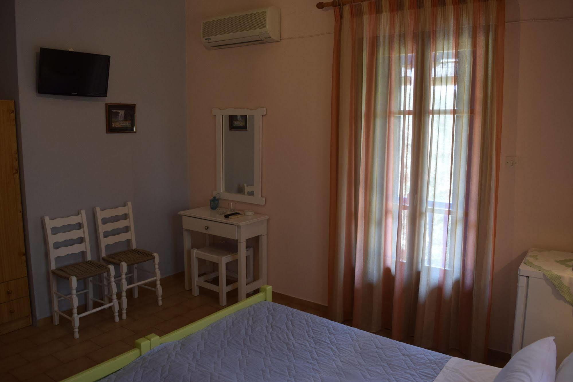 Rastoni Guest House Skopelos Exterior photo
