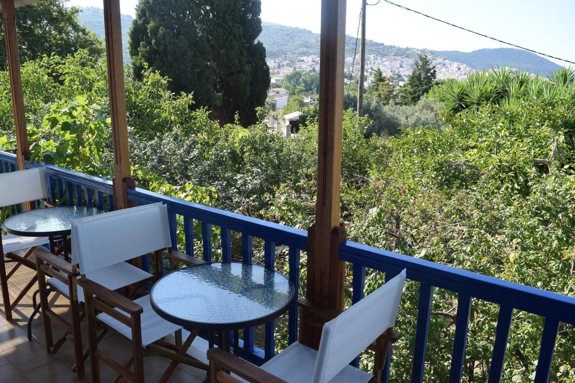 Rastoni Guest House Skopelos Exterior photo