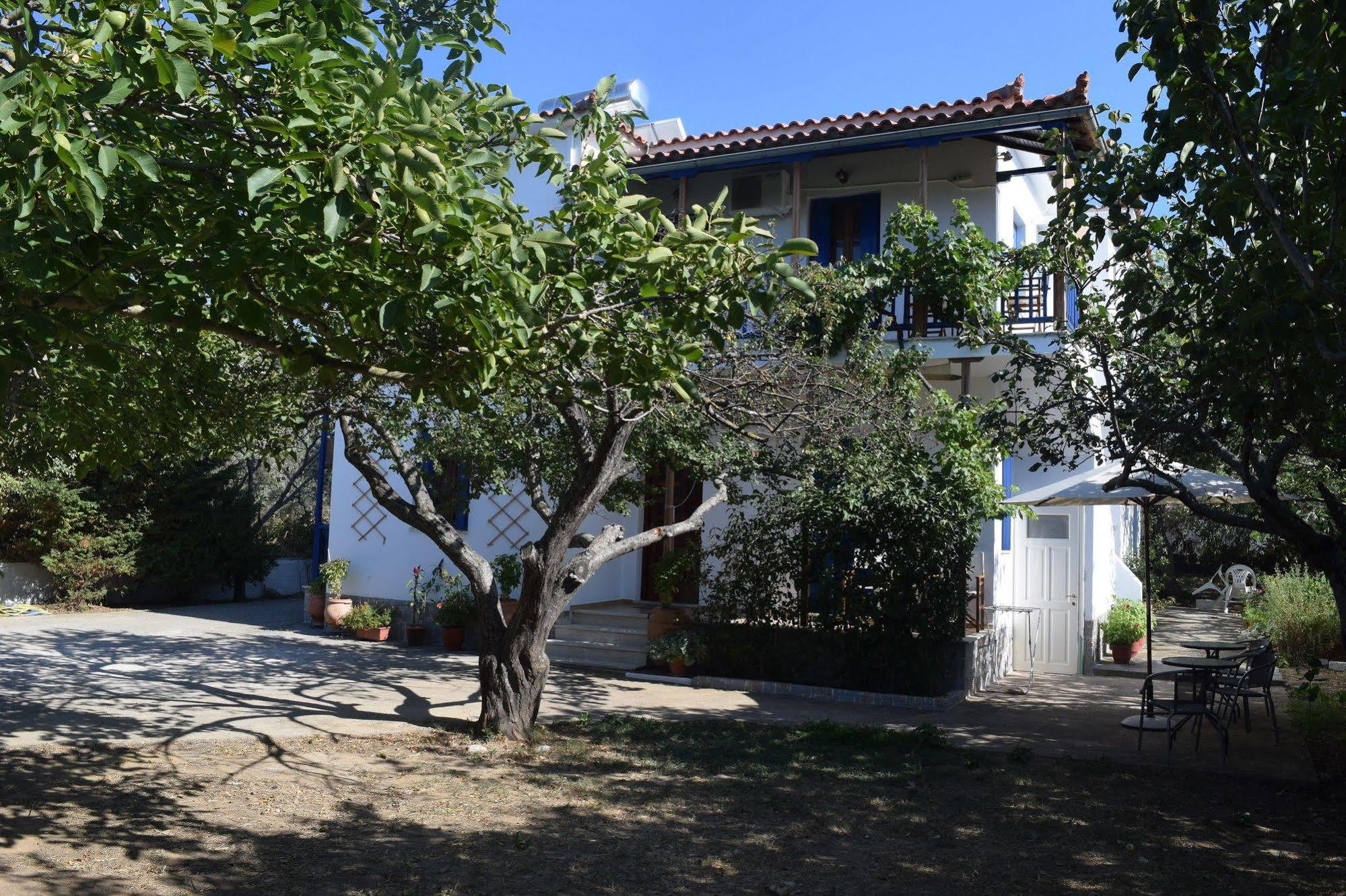 Rastoni Guest House Skopelos Exterior photo